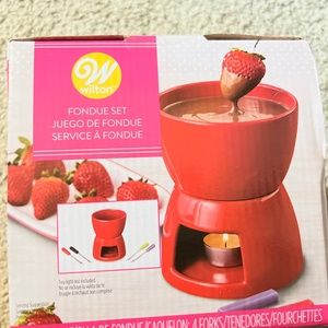 Wilton Fondue set